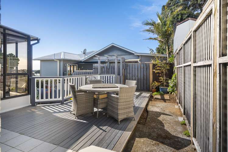 2/75 Belt Road New Plymouth Central_31