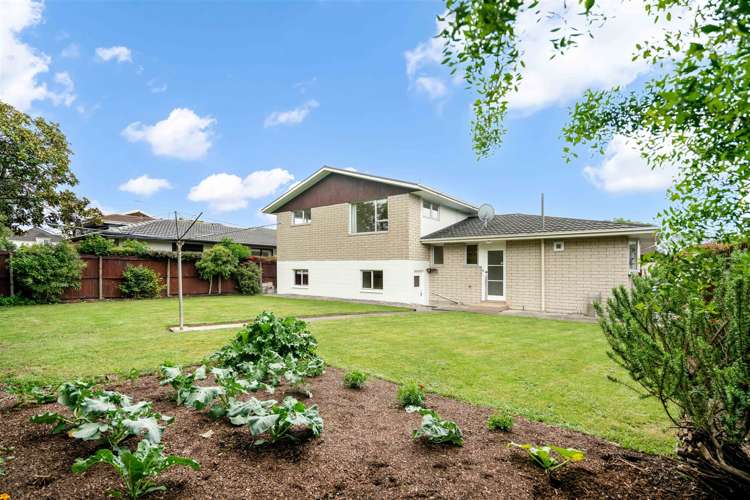 15 Strathean Avenue Avonhead_16