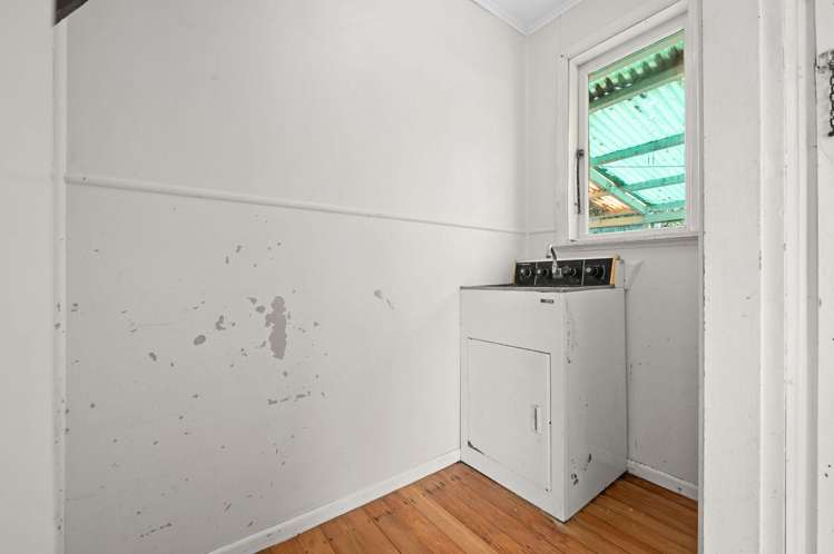 209 Clyde Street Hamilton East_10