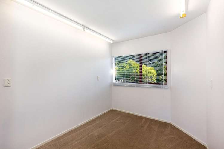 16 James Cook Drive Whitby_16
