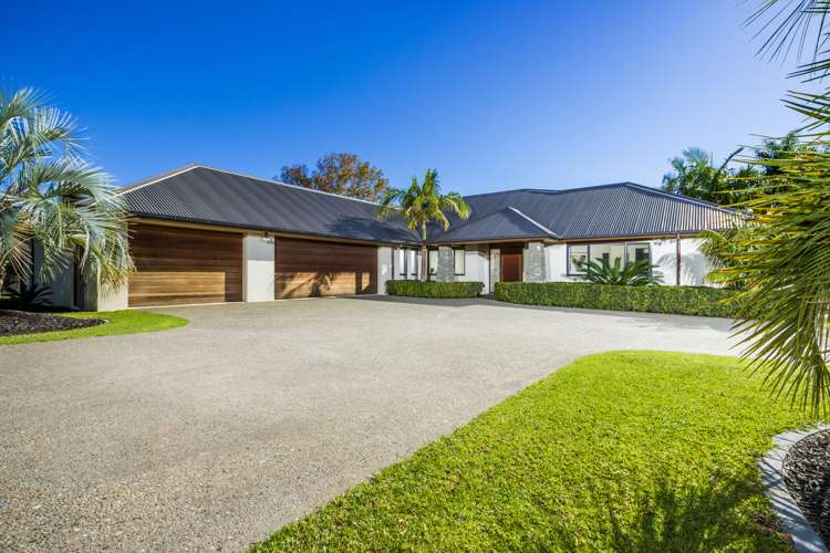 8 Oscar Road Greenhithe_30