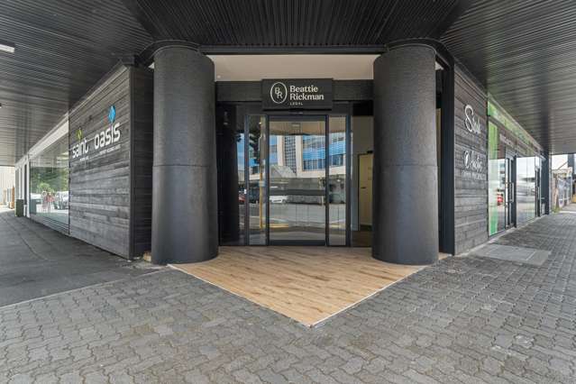 660 Victoria Street Central Hamilton Central_1