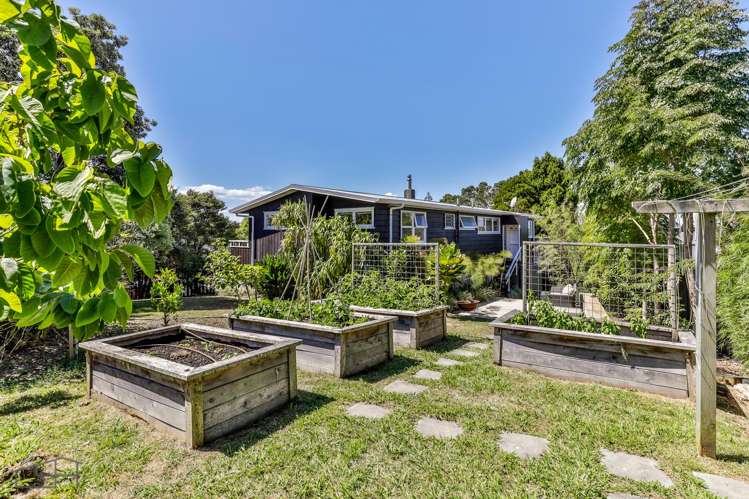 87 Stottholm Road Titirangi_33
