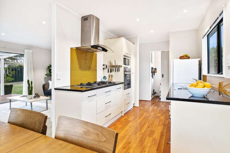 60a Kervil Avenue Te Atatu Peninsula_6