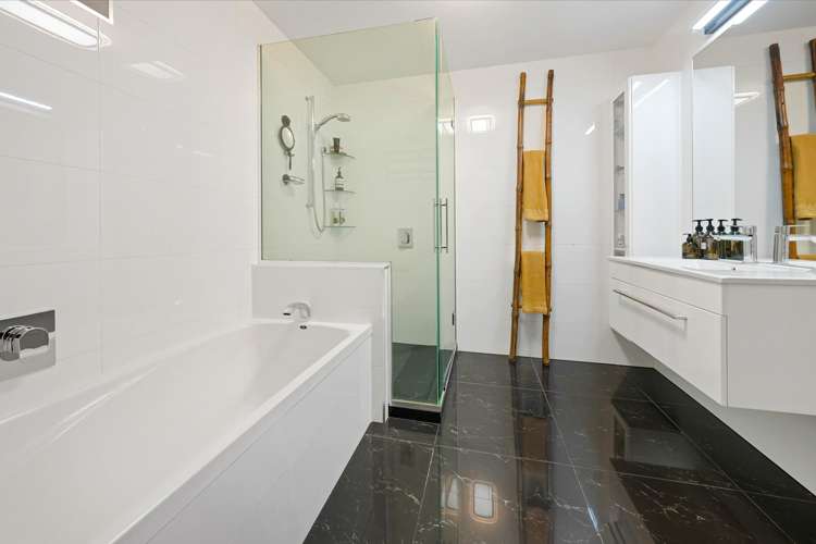 36 Queen Street Northcote Point_15