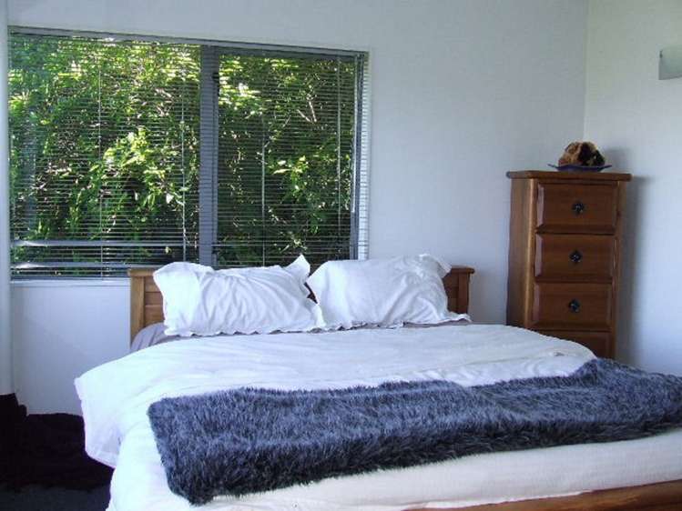 75 Chartwell Drive Crofton Downs_22