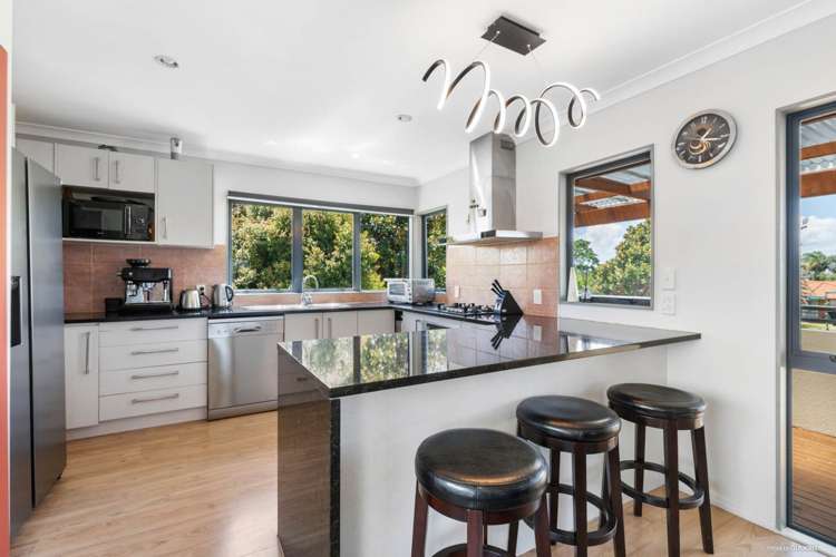 5 Gunner Drive Te Atatu Peninsula_5