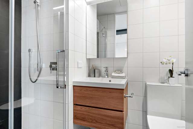 102/1 Cobden Street City Centre_4