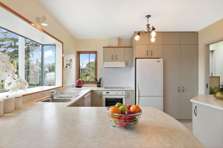 102 Bolton Street Blockhouse Bay_12