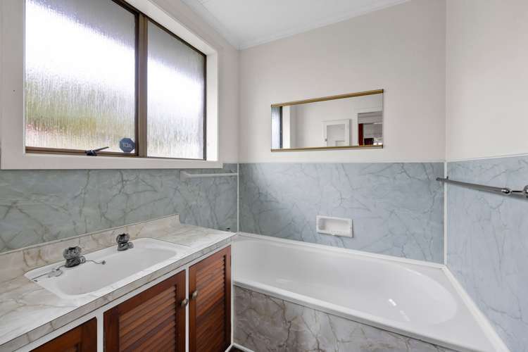 82 King Street Opunake_19