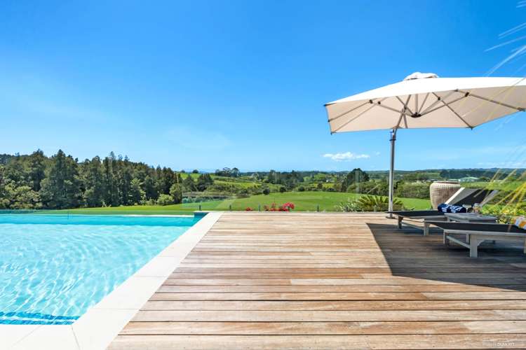 568A Whitford Road Whitford_19