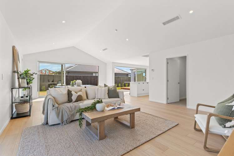 52 Greig Crescent Amberley_3