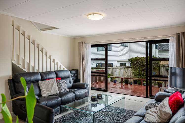 2/31 Arawa Street New Lynn_5