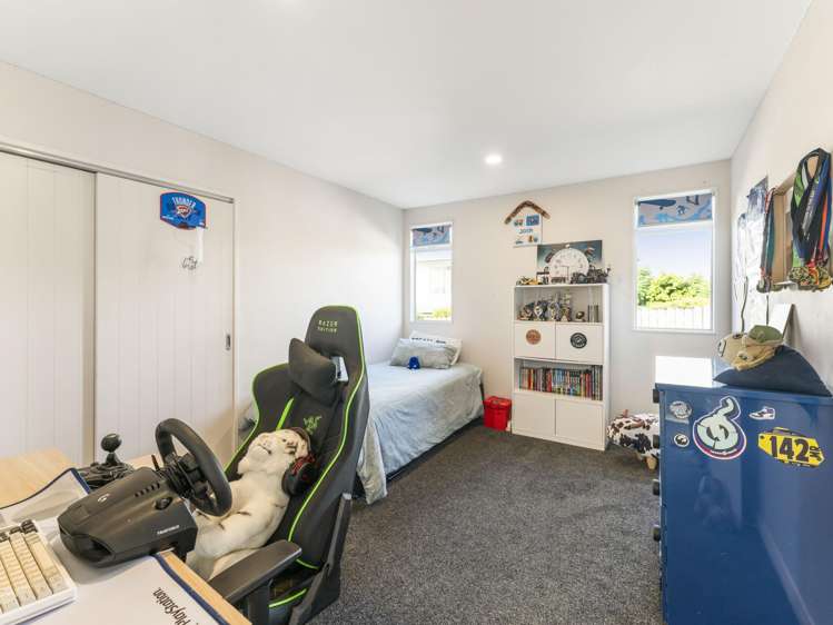 6 Intrepid Crescent Beachlands_15