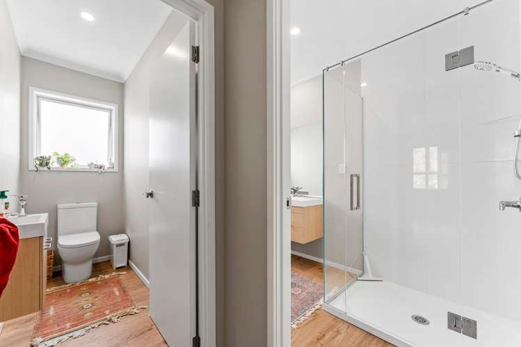 33 Sanremo Lane Stanmore Bay_13