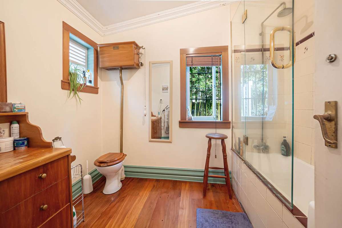 82 Beachcroft Avenue_5
