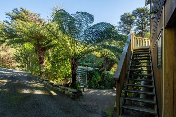 29 Manuka Drive Ngakuta Bay_28