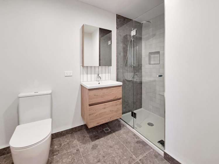 5/16 Sladden Street Naenae_5