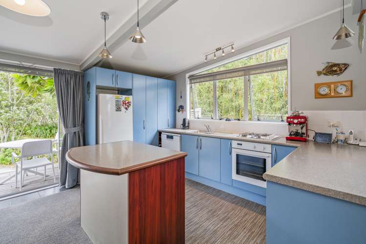 27 Dunlop Drive Pauanui_6