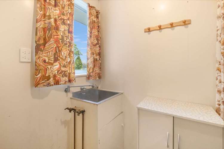 9 Dale Crescent Gore Surrounds_18