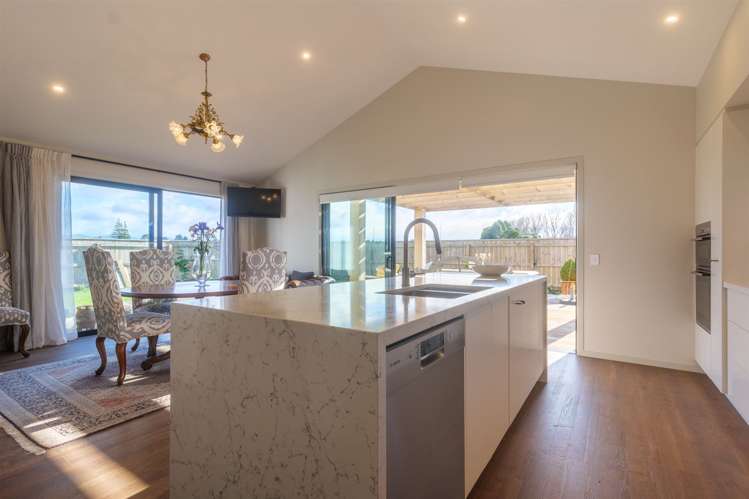 7 Rana Place Mapua_2