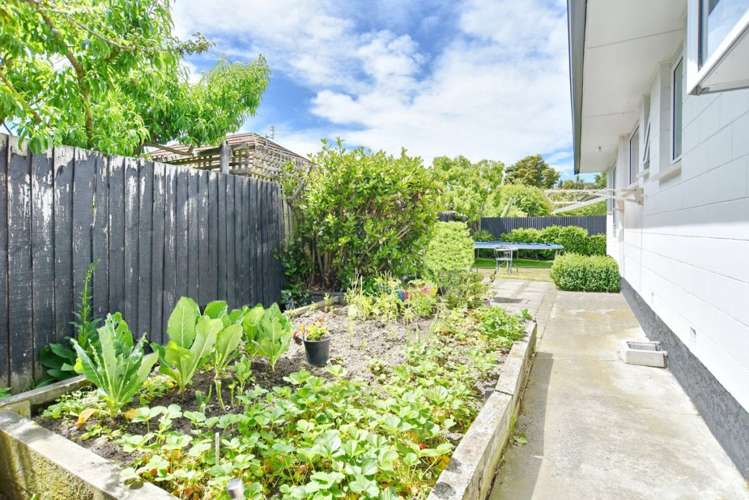 2/25 Blighs Road Strowan_16