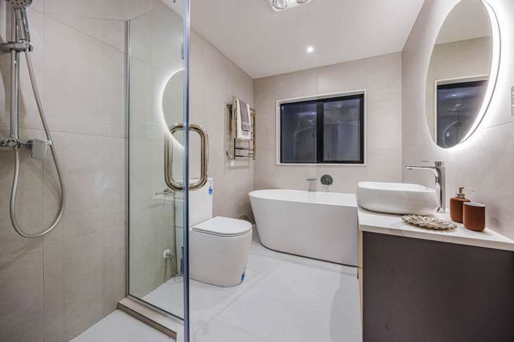 64 Park Green Avenue, Rosehill Papakura_24