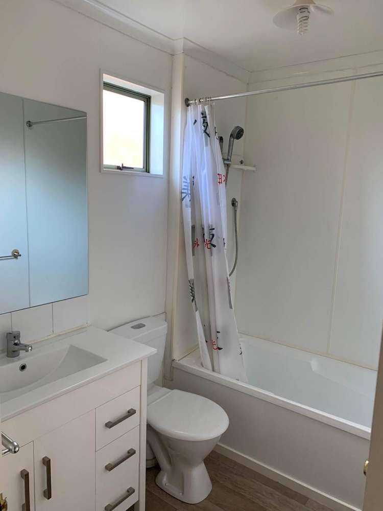 3/12A Keeling Road Henderson_7