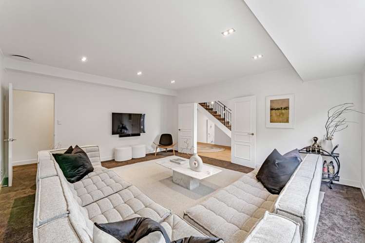 202 Gowing Drive Meadowbank_19