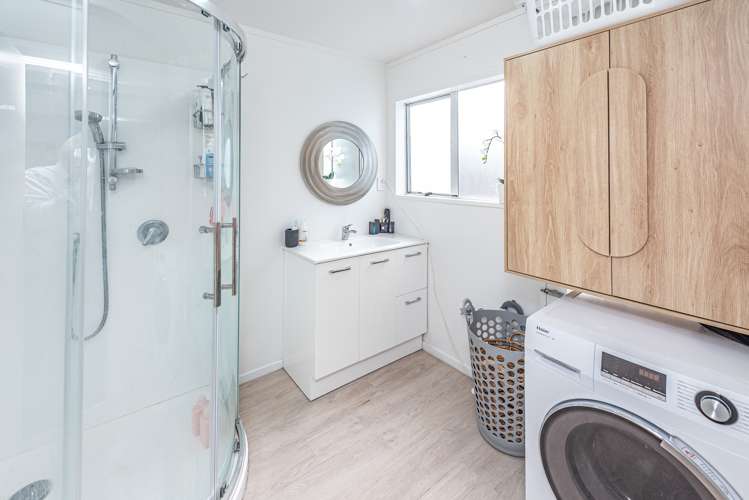 40 Exeter Crescent Springvale_8