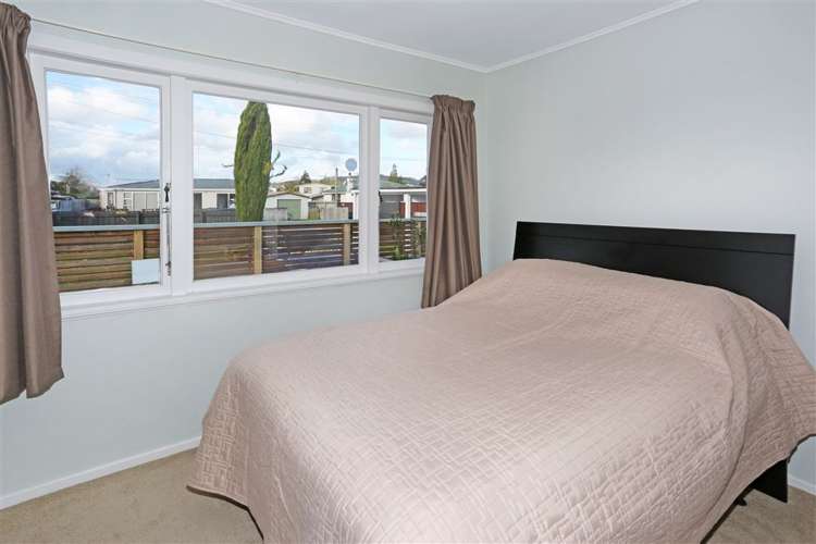1/15 Cameron Street Papakura_9