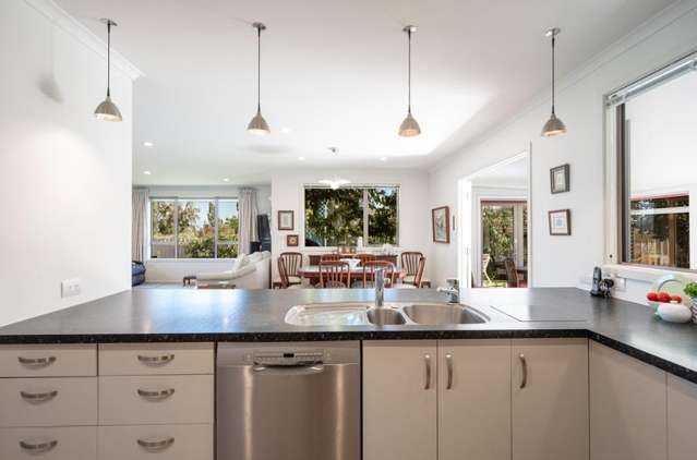 6 Hampshire Place Stoke_4