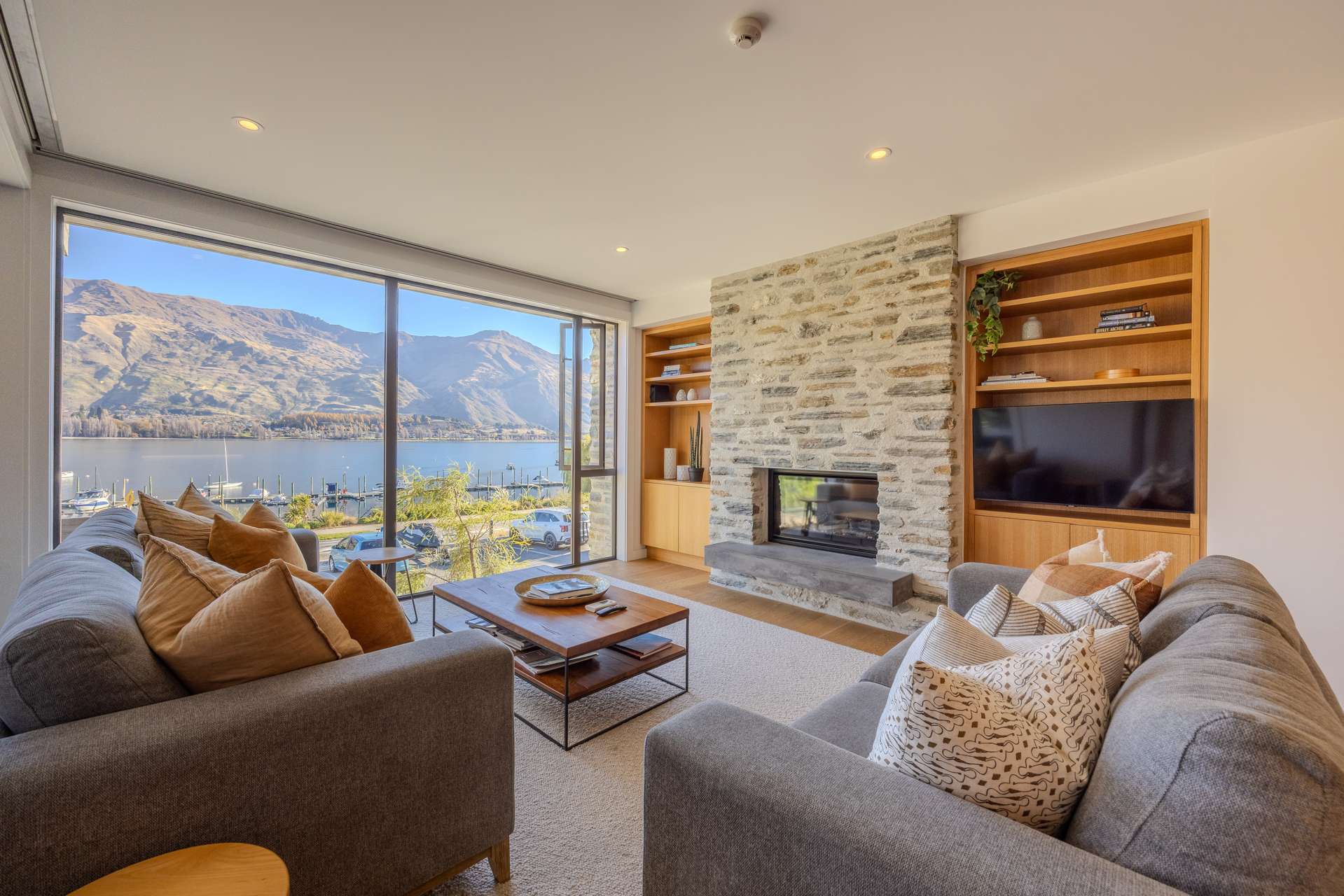 Apt 1 Marina Terrace Apartments Wanaka_0