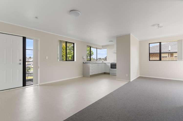 54 Glenveagh Park Drive Manurewa_8