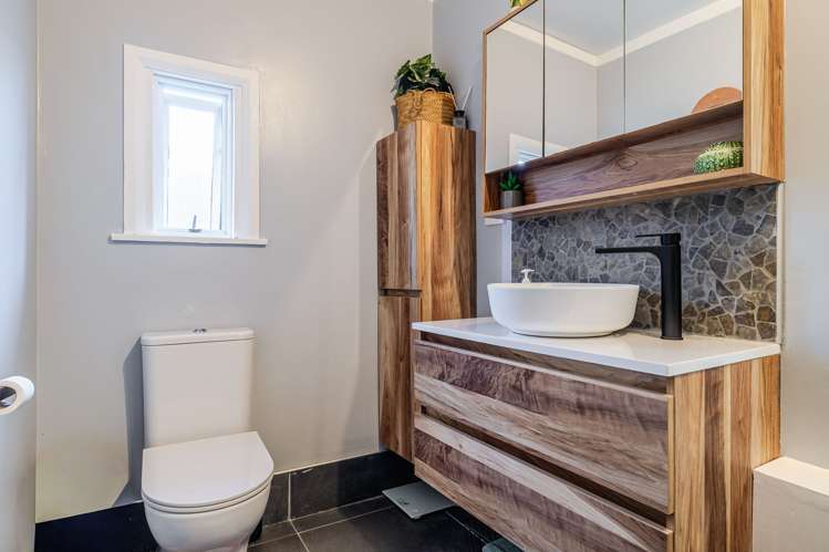 1 Halls Road Pahiatua_10