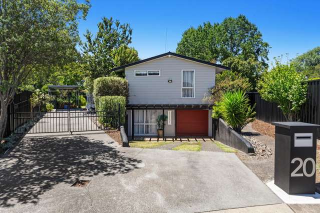 Beautifully Presented Home with Serene Backdrop