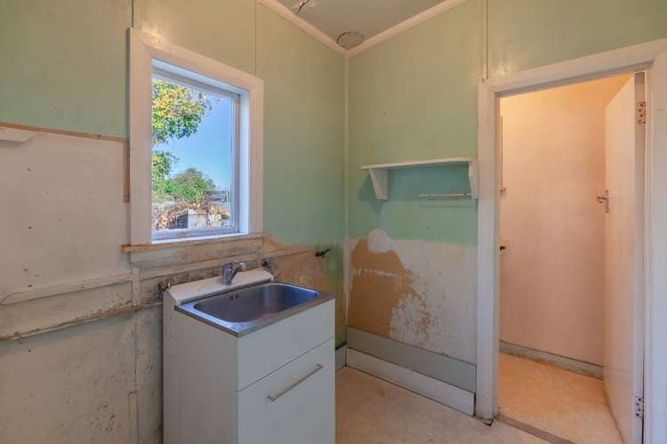 30 Anzac Avenue Onekawa_16