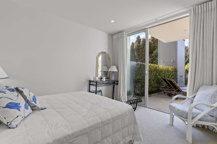 9/110 Lake Terrace Taupo_17