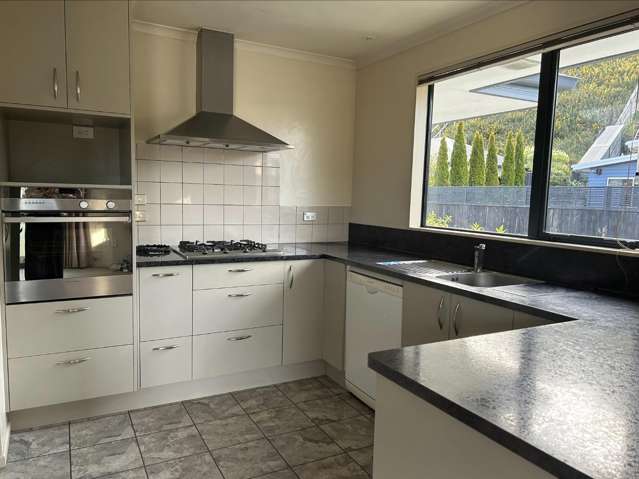 54 St Lawrence Street 10820_2