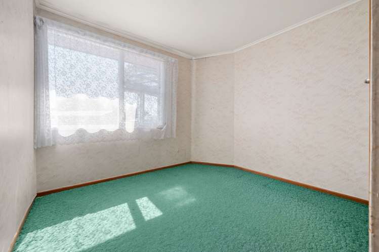 50 Garden Heights Avenue Glenview_10