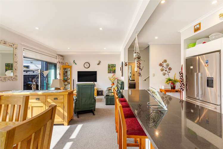 113 Bonair Crescent Silverdale_7