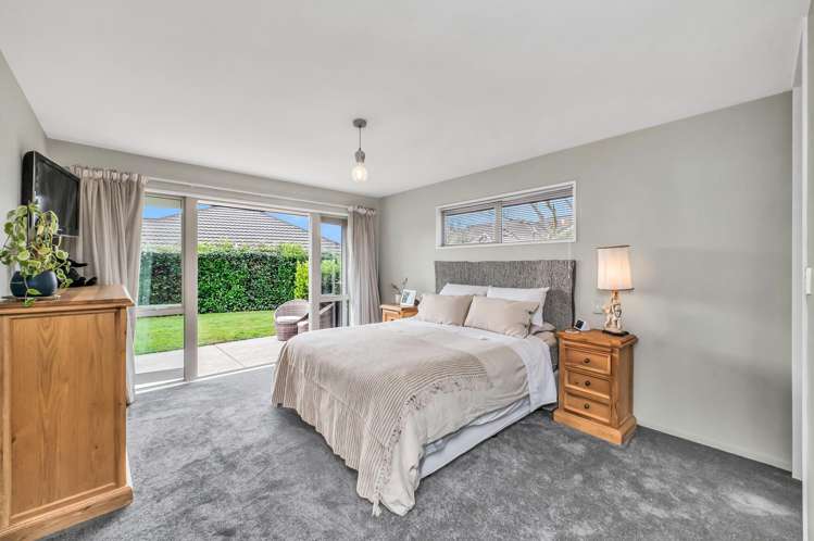 244 Southfield Drive Lincoln_12