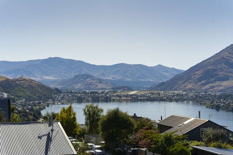 97 Hensman Road Queenstown_9