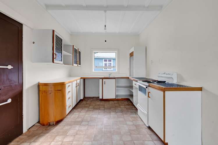 35c Nelson Street Waitara_12