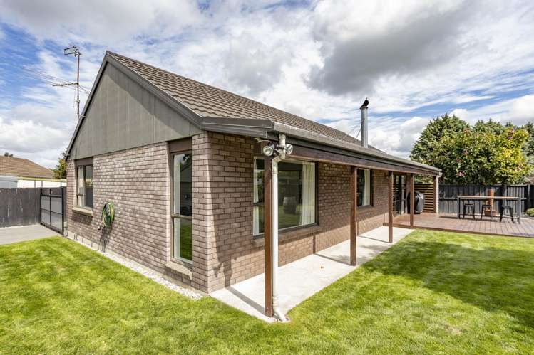 10 Bowie Drive Woodend_26