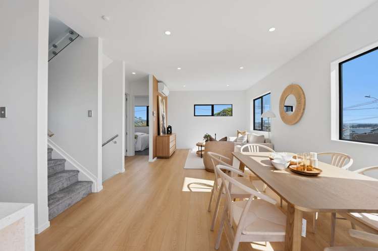 73,75/79 Cnr Terry Street and McFadzean Drive Blockhouse Bay_12