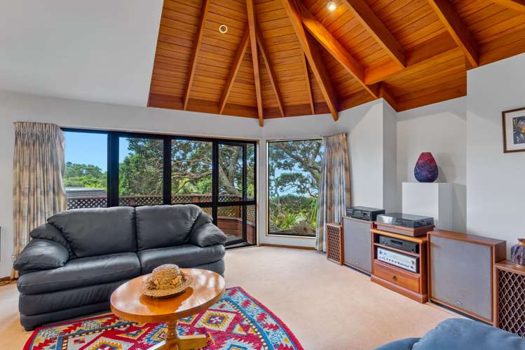 1/62 Beach Road Castor Bay_12