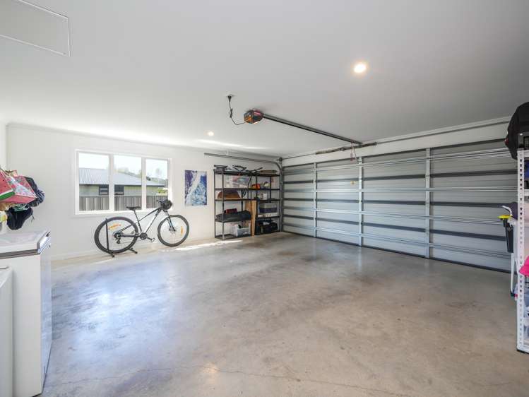 3 White Hart Lane Mosgiel_18