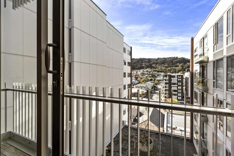 7O/10 Lorne Street Te Aro_10