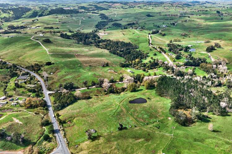 42 Ford Road Paparoa_28